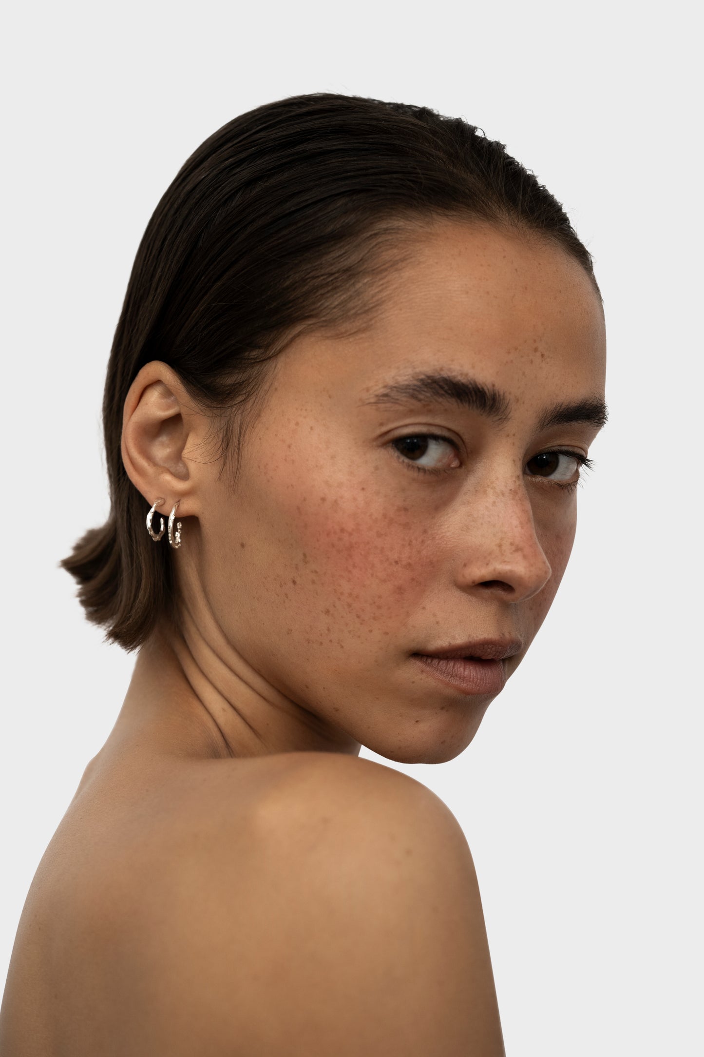 001.A EARRINGS