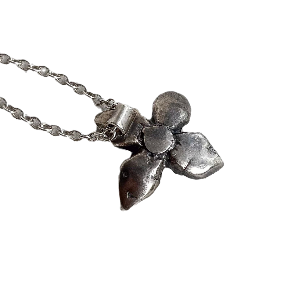 Metal Bloom Pendant