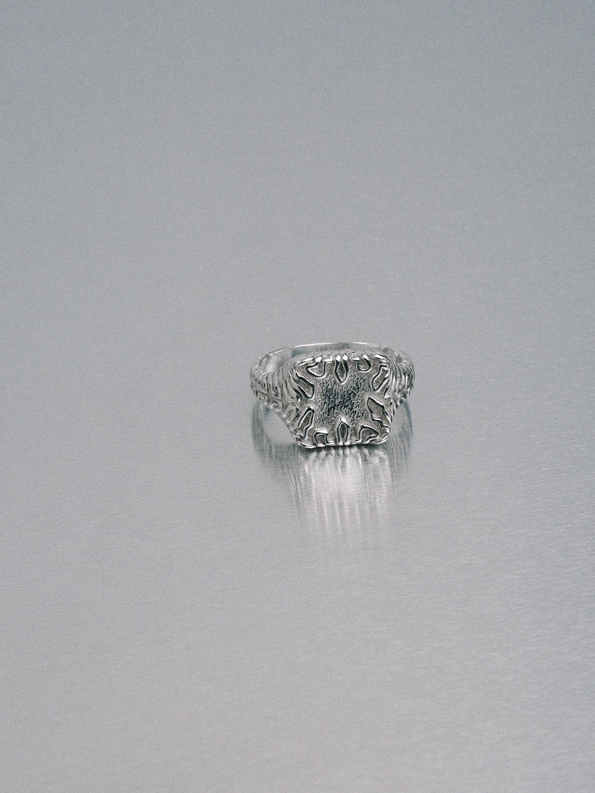 Biomorphic Square Signet, 925 silver