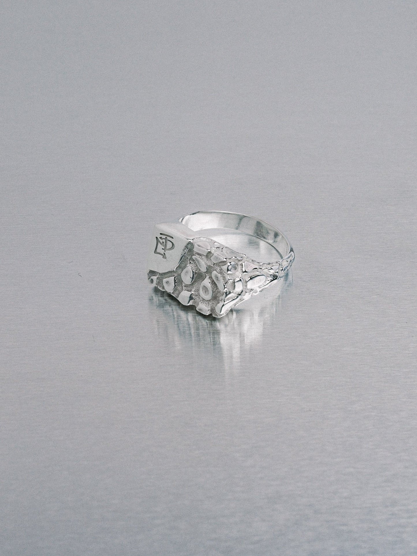 Asymmetric Nugget Chunky Ring, 935 silver