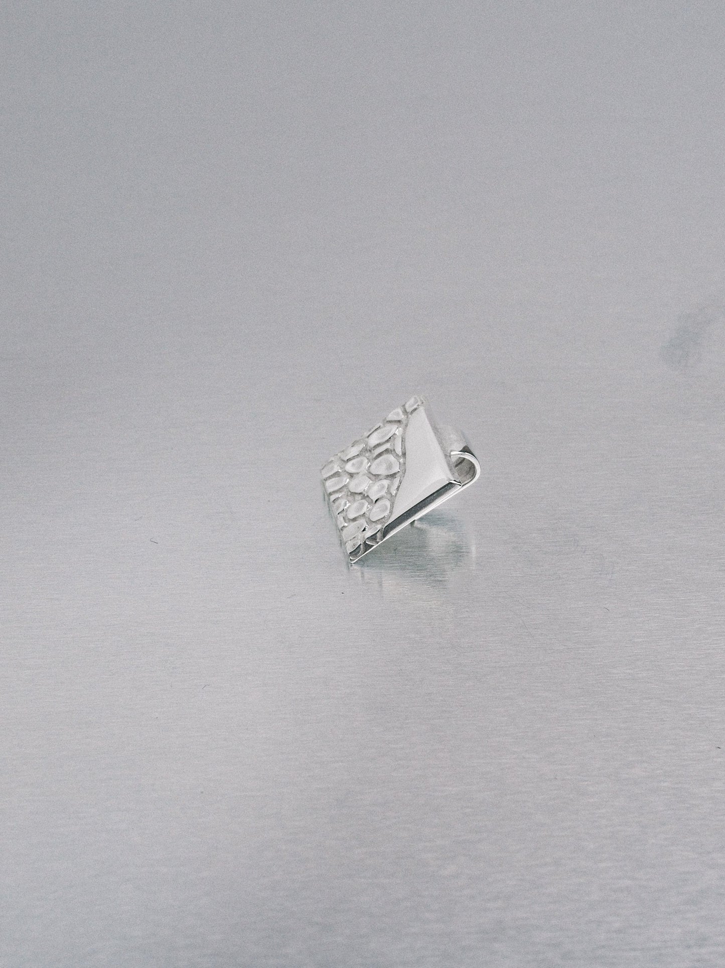 Nugget Hat Clip, 935 silver